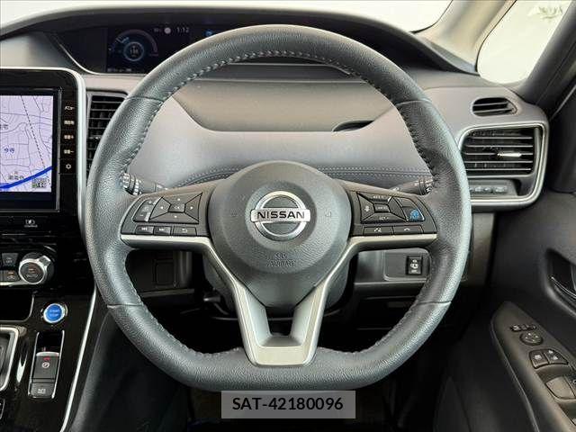 Nissan SERENA 2021-09 8355550-23