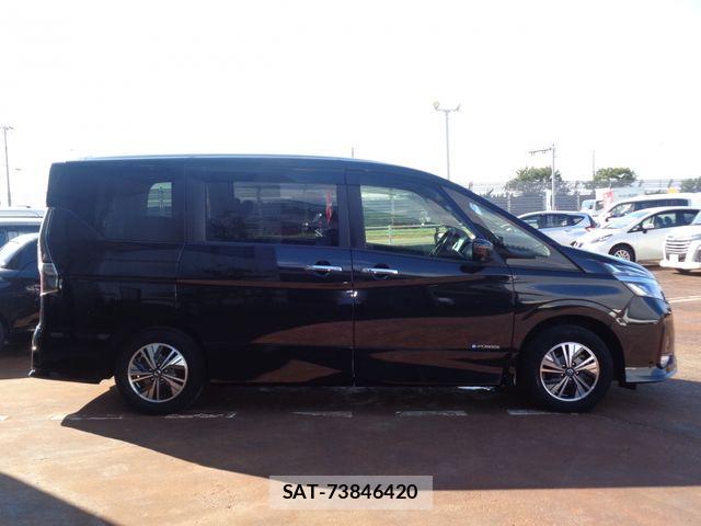Nissan SERENA 2022-02 8368579-4