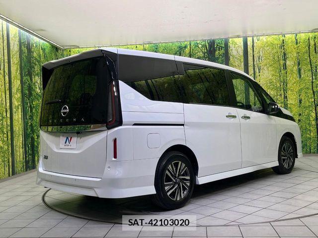 Nissan SERENA 2024-07 8368582-17