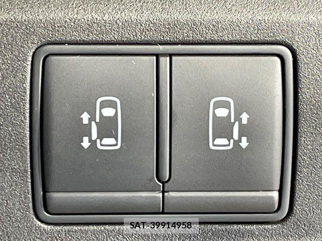 Nissan SERENA 2022-03 8368583-5