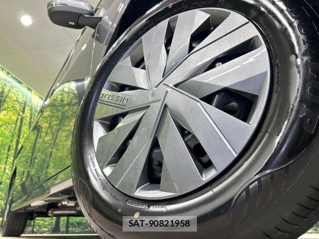 Nissan SERENA 2026-07 8368581-13