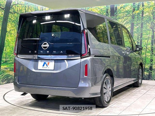 Nissan SERENA 2026-07 8368581-17