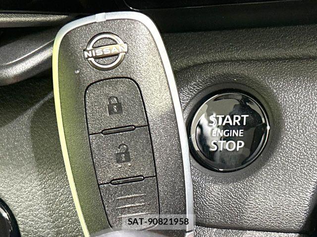 Nissan SERENA 2026-07 8368581-6