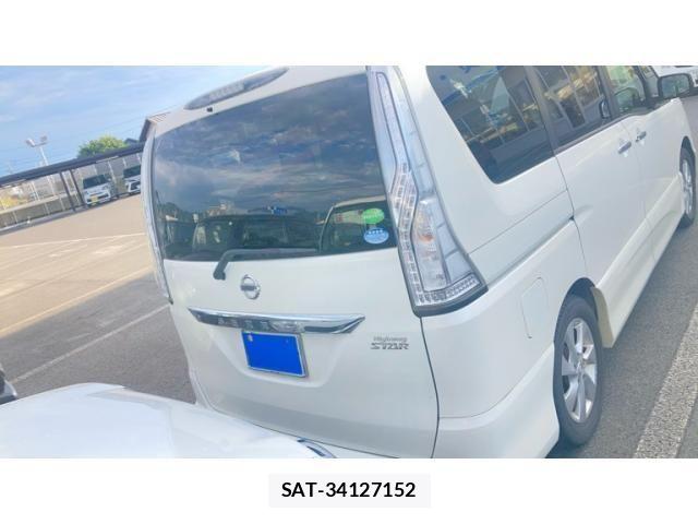 Nissan SERENA 2016-01 8368592-10