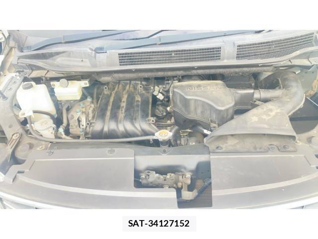 Nissan SERENA 2016-01 8368592-3
