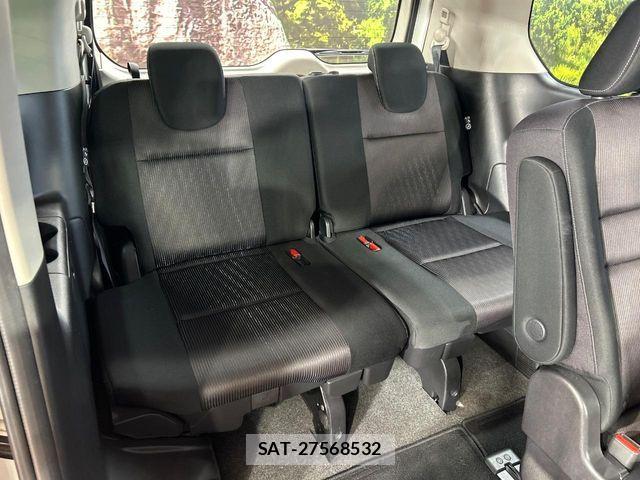 Nissan SERENA 2018-09 8368588-9