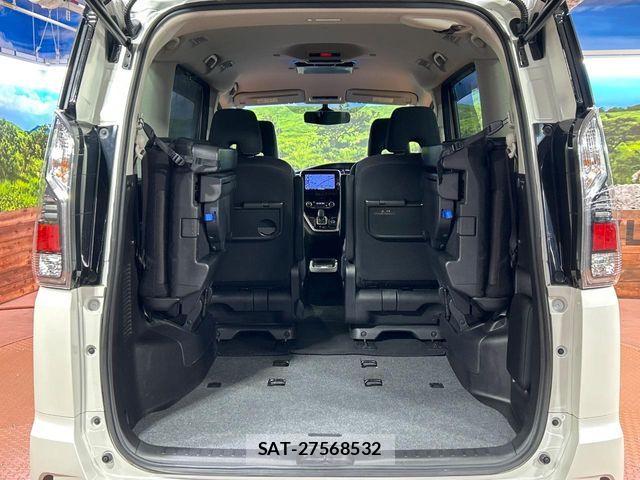 Nissan SERENA 2018-09 8368588-10
