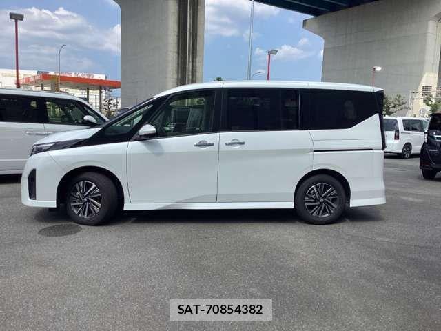 Nissan SERENA 2023-09 8368572-12