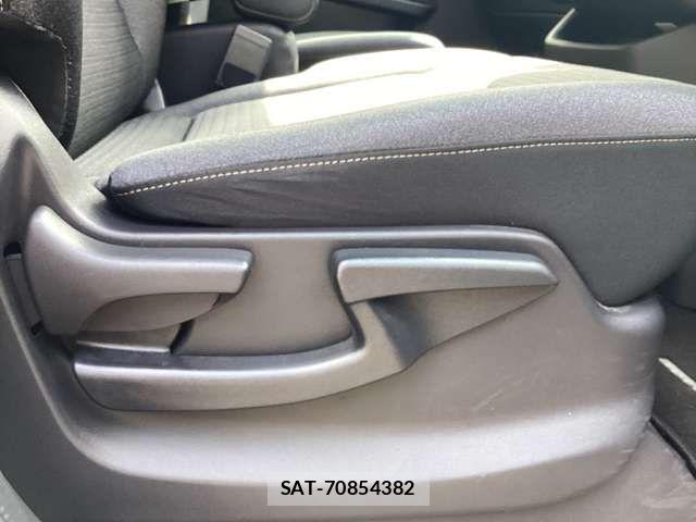 Nissan SERENA 2023-09 8368572-16