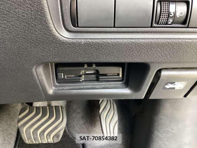 Nissan SERENA 2023-09 8368572-6