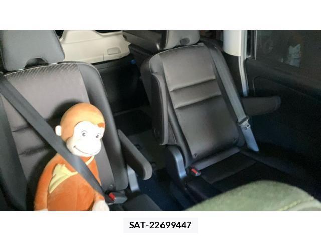 Nissan SERENA 2018-03 8368589-13