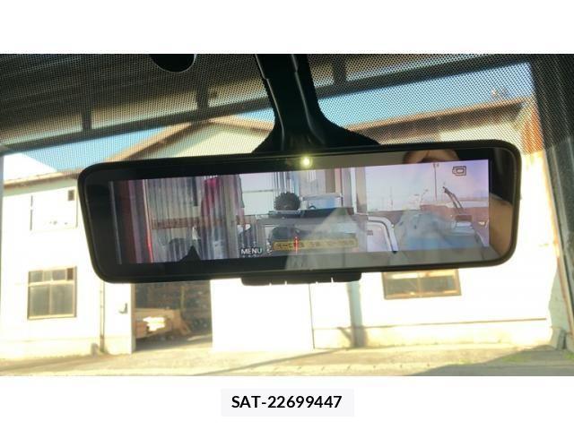 Nissan SERENA 2018-03 8368589-4