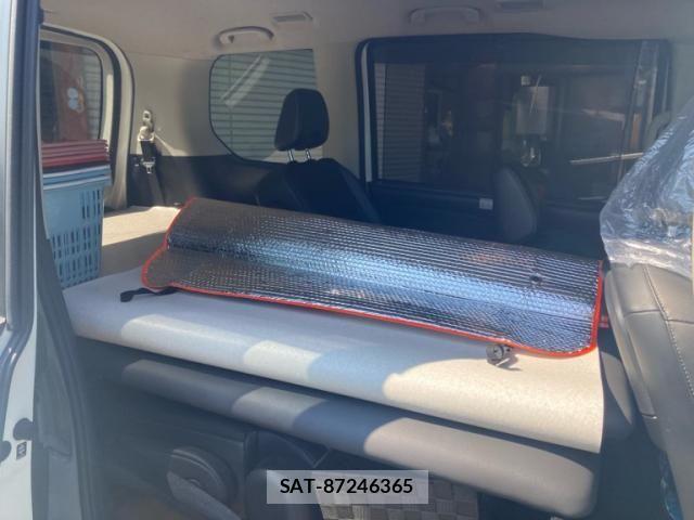 Nissan SERENA 2020-10 8368591-5