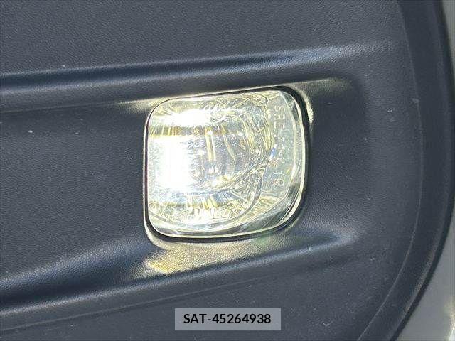 Nissan SERENA 2023-09 8368585-14