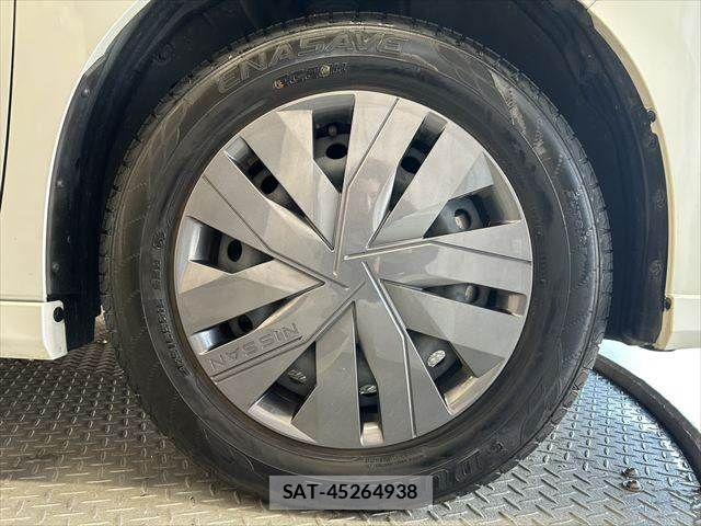 Nissan SERENA 2023-09 8368585-15