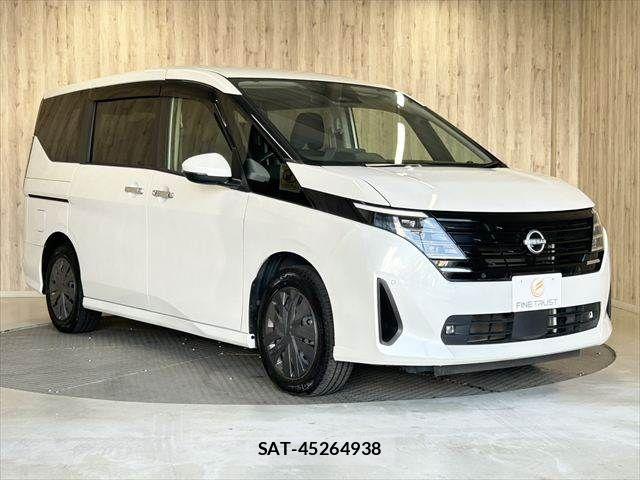 Nissan SERENA 2023-09 8368585-17