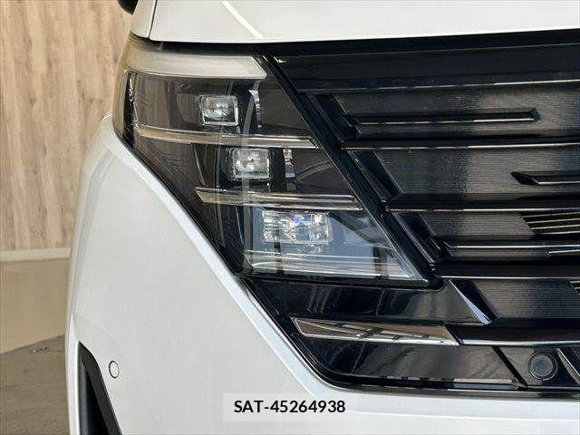 Nissan SERENA 2023-09 8368585-25