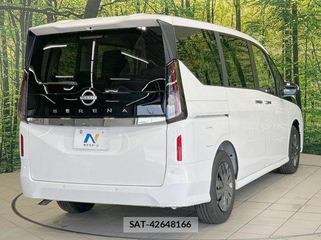 Nissan SERENA 2026-07 8368577-17