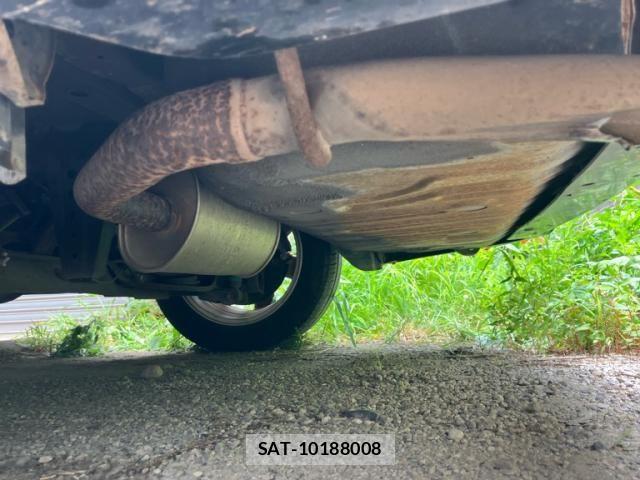 Nissan SERENA 2010-01 8368594-9
