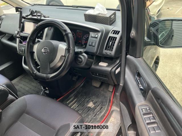 Nissan SERENA 2010-01 8368594-12