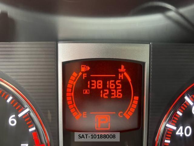 Nissan SERENA 2010-01 8368594-20