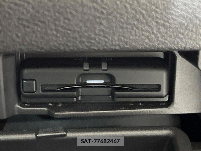 Nissan SERENA 2022-07 8368580-6