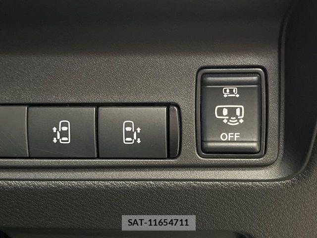 Nissan SERENA 2024-03 8368570-4