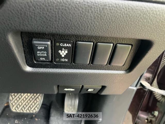 Nissan SERENA 2010-07 8368599-14
