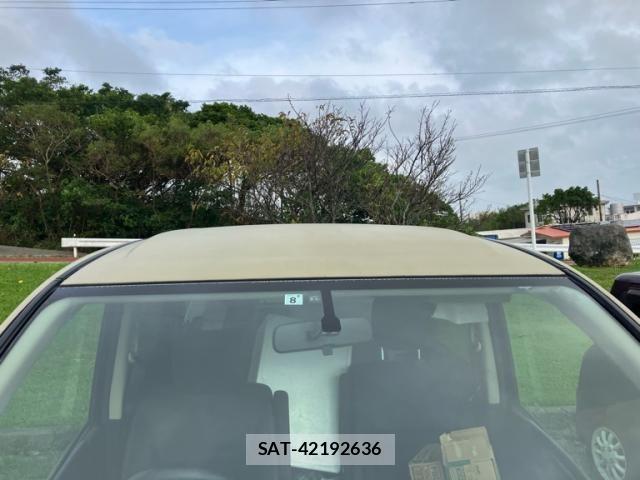 Nissan SERENA 2010-07 8368599-4