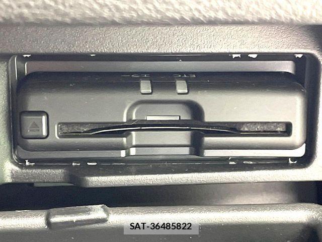 Nissan SERENA 2021-08 8368584-6