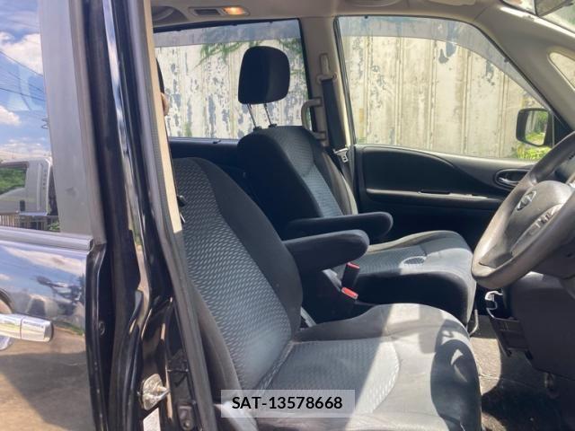 Nissan SERENA 2012-07 8368602-11