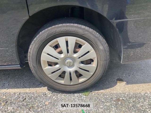 Nissan SERENA 2012-07 8368602-7