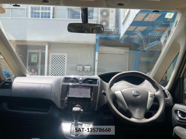 Nissan SERENA 2012-07 8368602-8