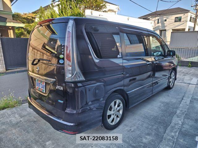 Nissan SERENA 2011-08 8368590-3