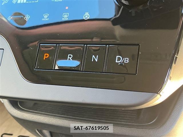 Nissan SERENA 2023-07 8368569-21