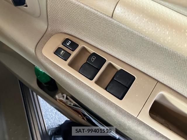 Nissan SERENA 2007-11 8368597-13