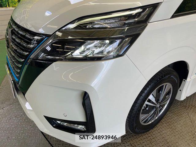 Nissan SERENA 2022-09 8368586-13