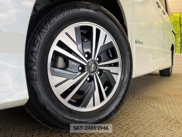 Nissan SERENA 2022-09 8368586-14