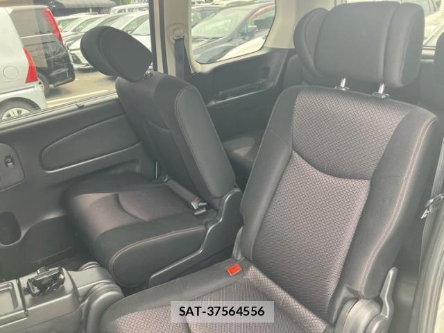 Nissan SERENA 2011-12 8368596-13