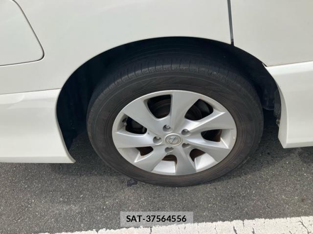 Nissan SERENA 2011-12 8368596-4