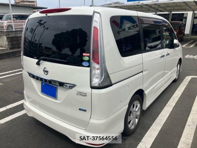 Nissan SERENA 2011-12 8368596-5