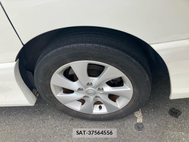 Nissan SERENA 2011-12 8368596-7