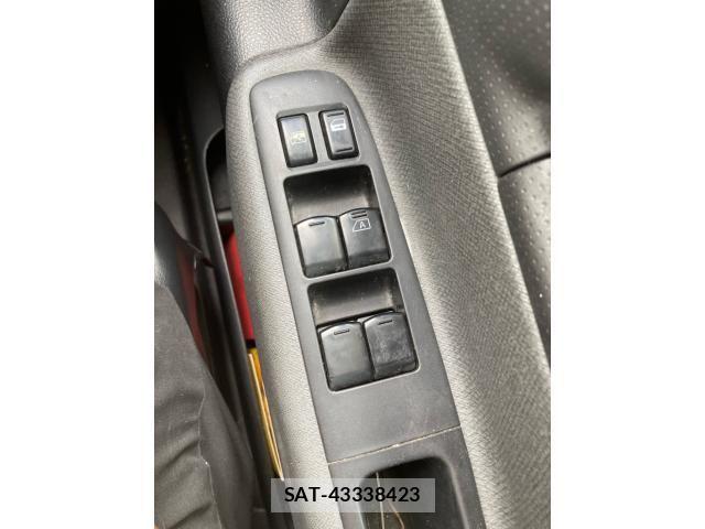 Nissan SERENA 2007-08 8368593-11