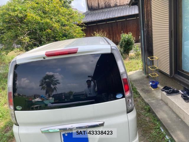 Nissan SERENA 2007-08 8368593-4