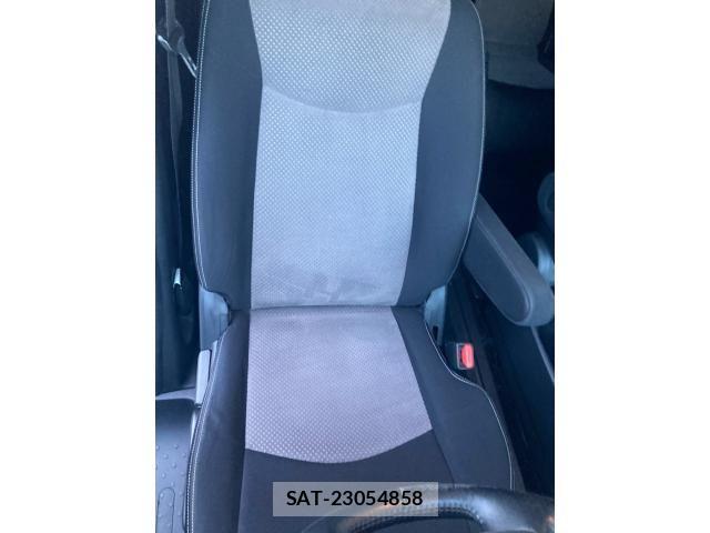 Nissan SERENA 2012-02 8368601-9