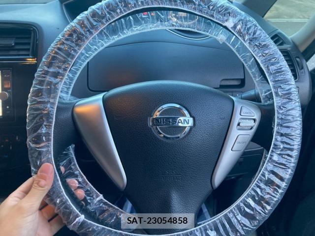 Nissan SERENA 2012-02 8368601-17