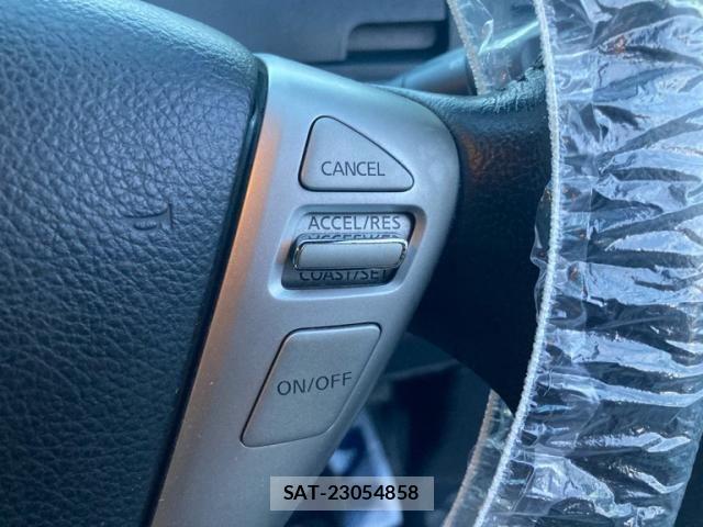 Nissan SERENA 2012-02 8368601-18