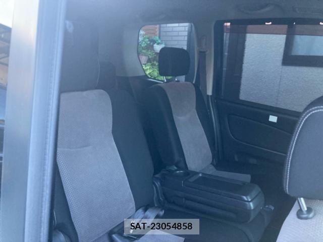Nissan SERENA 2012-02 8368601-8