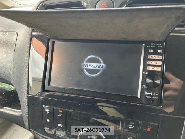 Nissan SERENA 2011-11 8368600-12