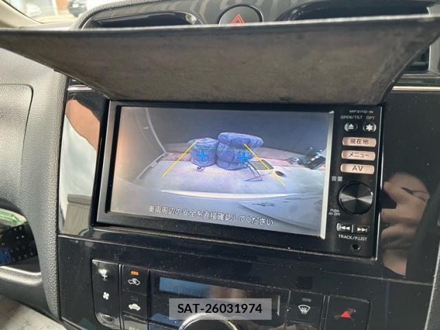 Nissan SERENA 2011-11 8368600-13